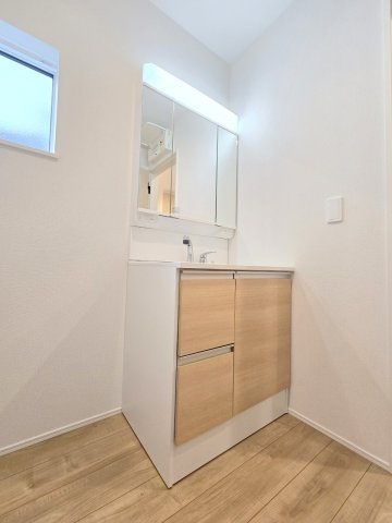 八王子市大和田町1丁目　全２棟の独立洗面台