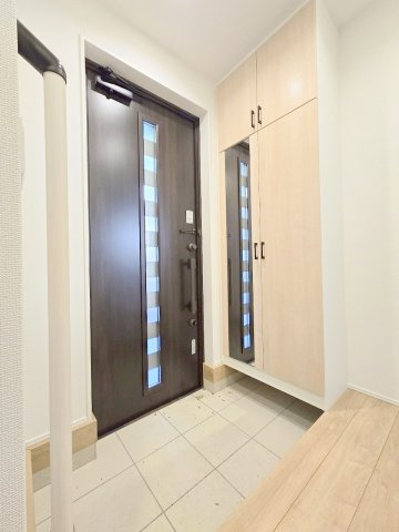 八王子市大和田町1丁目　全２棟の玄関