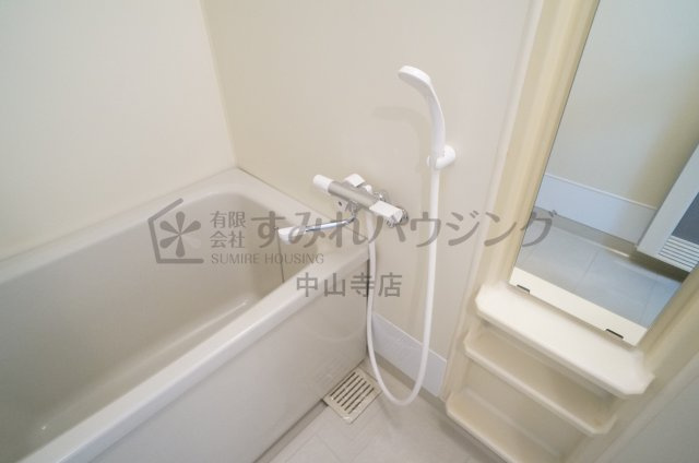 REIWA宝塚の浴室