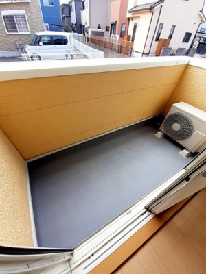 【バルコニー】 | ウエストフィール伍号館 | 開放的で明るい空間を演出してくれるバルコニーです