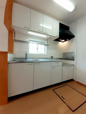 【キッチン】 | ウエストフィール伍号館 | 使いやすいキッチンです