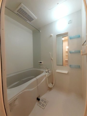 【浴室】 | ウエストフィール伍号館 | ゆったり過ごせるお風呂です
