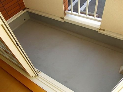 【バルコニー】 | プレアデス | 落ち着いた時間を過ごせるバルコニーです