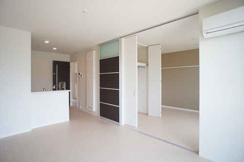 プレビアスの居間・リビング