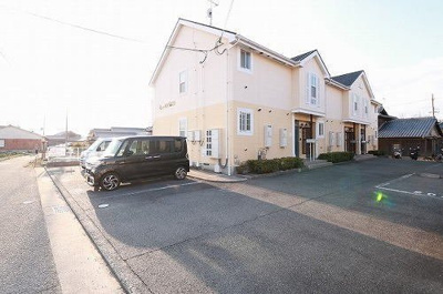 【駐車場】 | ヒューマンドエル | 駐車場完備です