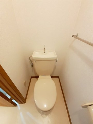 【トイレ】 | ヒューマンドエル | 清潔感のあるトイレです