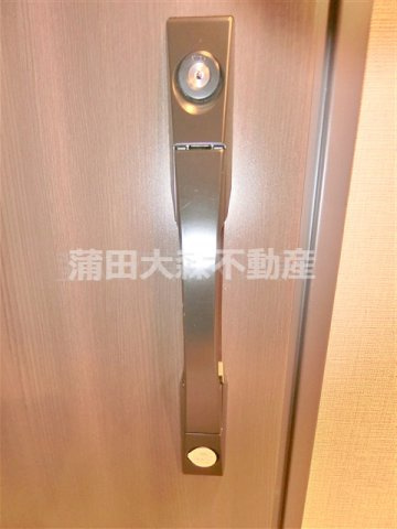 アトリオフラッツ羽田の玄関