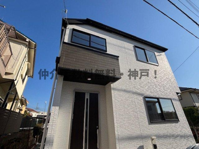 【外観】 | 明石市朝霧山手町　新築戸建2号棟　仲介手数料無料！ | 外観は落ち着いています