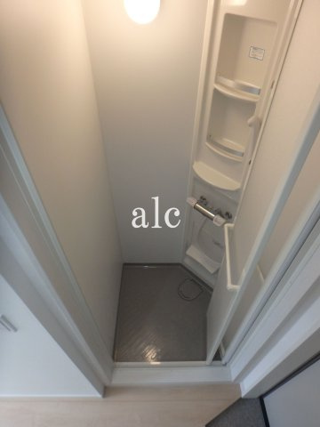 杉並区和泉２丁目のアパートのシャワールーム|※同シリーズ写真