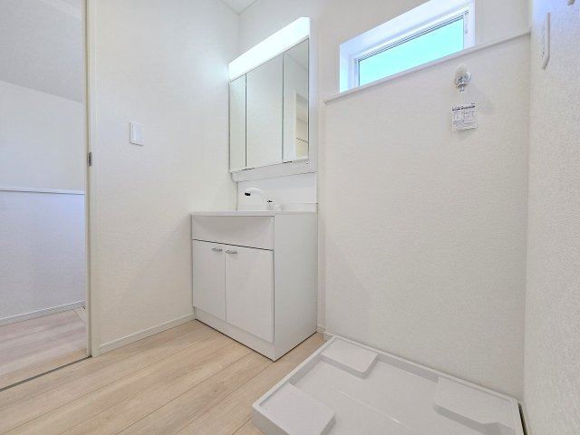 八王子市大和田町7丁目　全２棟の独立洗面台