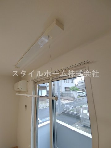 プール・トゥジュールの内装|別部屋写真です。