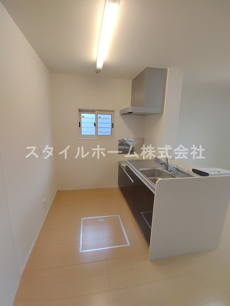 プール・トゥジュールのキッチン|別部屋写真です。