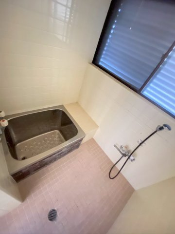 東松山市東平中古戸建　～車庫あり～駐車2台可～室内状態良好！の浴室