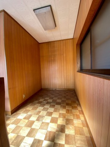 東松山市東平中古戸建　～車庫あり～駐車2台可～室内状態良好！の洋室