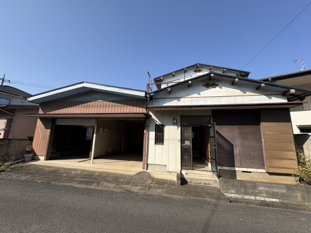 東松山市東平中古戸建　～車庫あり～駐車2台可～室内状態良好！