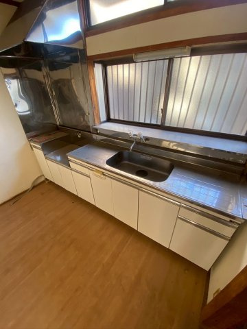 東松山市東平中古戸建　～車庫あり～駐車2台可～室内状態良好！のキッチン