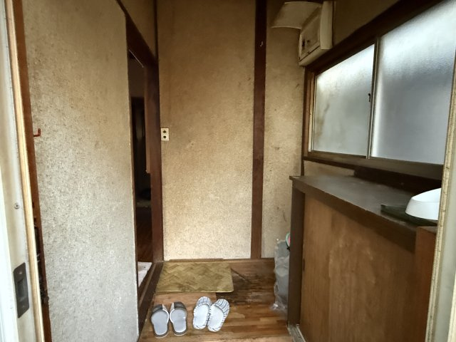 埼玉県ふじみ野市桜ケ丘2丁目 中古戸建の玄関