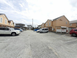 【駐車場】 | アイランドヘヴンⅡ | 車をお持ちの方に嬉しい駐車場付きの物件です