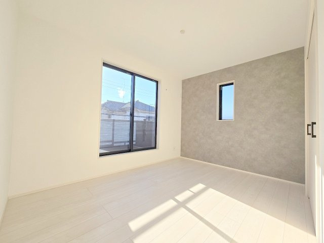 八王子市大和田町7丁目　全1棟の洋室