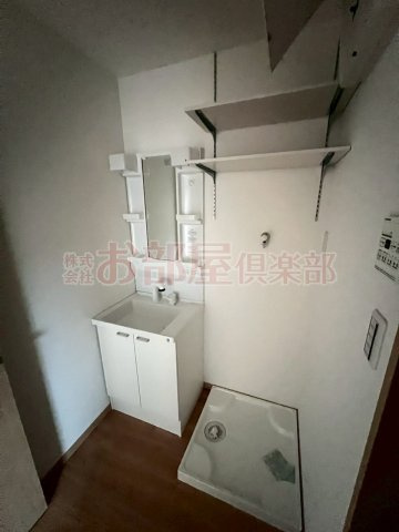 L-bloom御井の洗面所|明るい洗面所です