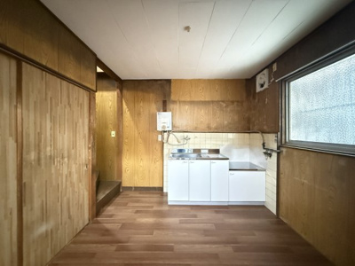 【居間・リビング】 | 中宮3丁目貸家