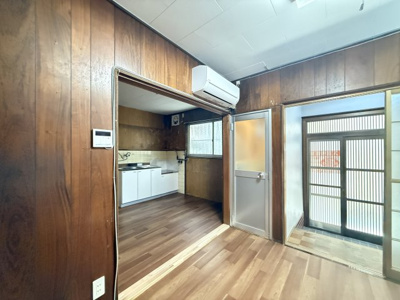 【居間・リビング】 | 中宮3丁目貸家