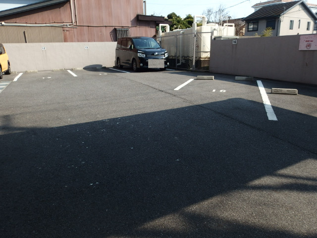 サンシティ岡崎公園の駐車場