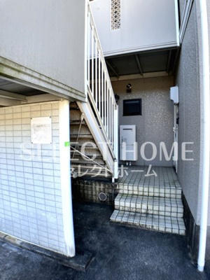 【エントランス】 | パークアベニュー小塚 | 毎日通るエントランスはこのようになっています