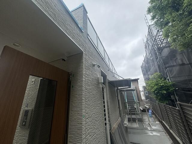 アーバンパレス５号館のエントランス