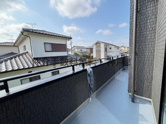【バルコニー】 | 神戸市西区桜が丘東町4丁目　新築戸建　仲介手数料無料！ | 暖かな日差しのふりそそぐバルコニー