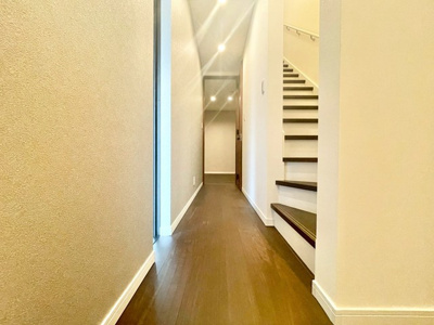 【その他】 | 【弊社売主物件】南野2丁目 新築戸建 | 現在ご返済中のカーローン・カードローン・教育ローンなどを住宅ローンに一本化したり、家具家電購入費用・引越し費用を住宅ローンと組み合わせるなど、お客さまにメリットの多い住宅ローンのご提案が可能です。