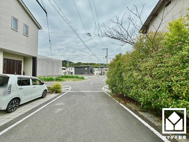 大津市石山寺４丁目　3期　6号地の前面道路含む現地写真