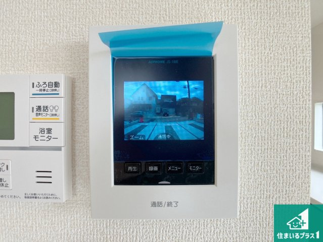 加東市多井田　第3期　新築一戸建ての防犯設備|カラーモニターインターホン！声だけでなく来訪者の姿や顔がモニターで確認できるので、小さなお子様がいらっしゃるご家庭でも安心できます！
