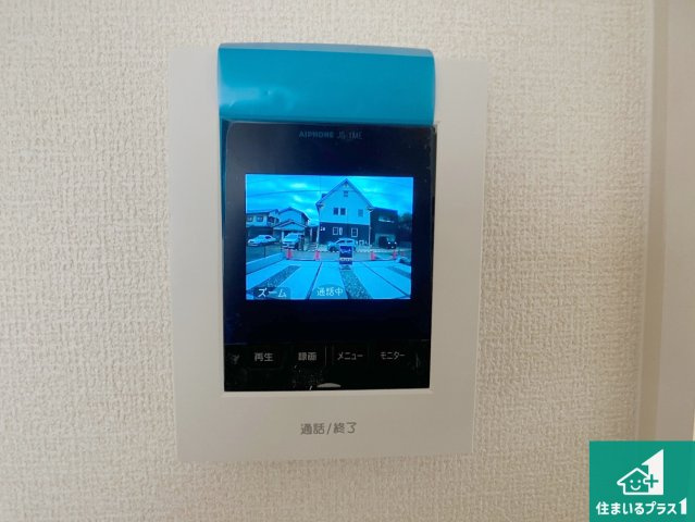 加東市多井田　第3期　新築一戸建ての防犯設備|カラーモニターインターホン！声だけでなく来訪者の姿や顔がモニターで確認できるので、小さなお子様がいらっしゃるご家庭でも安心できます！