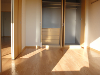 【収納】 | ファームヴィレッジ・やしろⅠ | 洋室(収納家具)