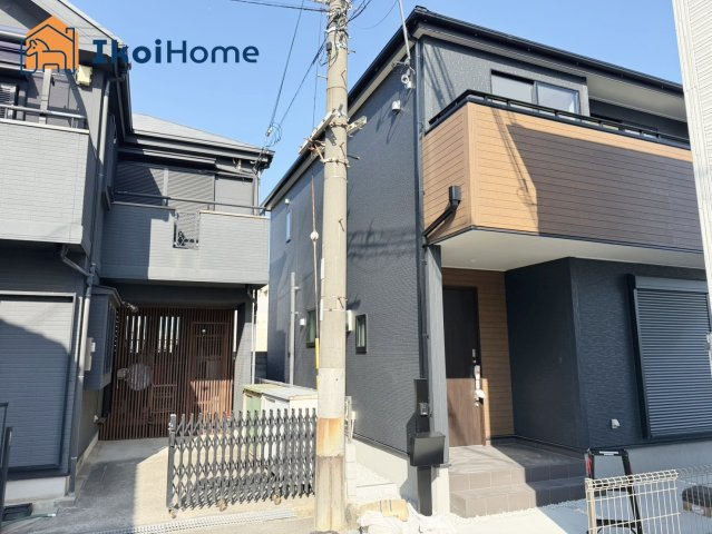 明石市貴崎4丁目　4期　1号棟　新築戸建のエントランス|【ホームページに現地動画掲載中】●年中無休：当日予約可●駐車場は大型車駐車可能！倉庫も設置が可能！
