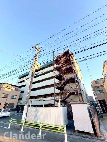 金町コーポB棟の外観|ドキドキの新生活も、安心してスタート。ぴったりの住まいを見つけませんか？クランディアが一緒に住まい選びをサポートします‼　まずは、お気軽にお問合せください　＃クランディア