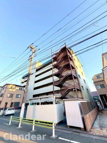 金町コーポB棟の外観|ドキドキの新生活も、安心してスタート。ぴったりの住まいを見つけませんか？クランディアが一緒に住まい選びをサポートします‼　まずは、お気軽にお問合せください　＃クランディア