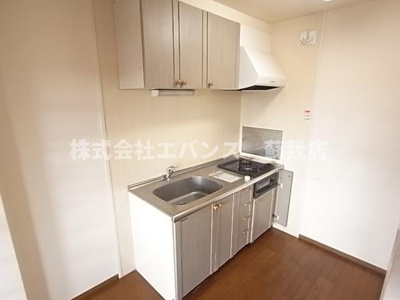 【キッチン】 | 君塚ハイム | コンパクトなキッチンで掃除もラクラク