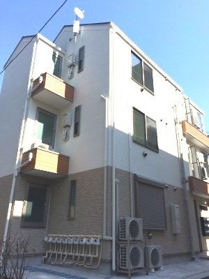 メゾン・ド・クレヴィア南小岩の外観