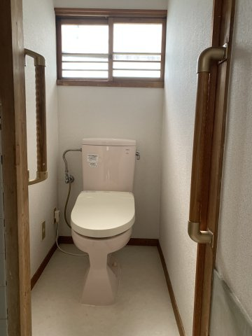 朝霧台 戸建のトイレ