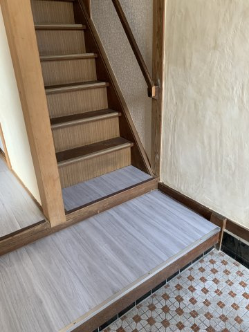 朝霧台 戸建の玄関