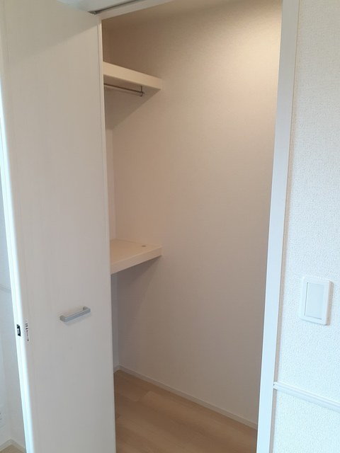 メゾン・フォーリストＢの収納