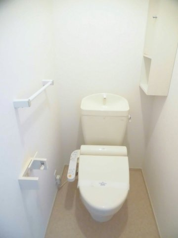 【トイレ】 | カーサ　グラース | ゆったりとした空間のトイレです