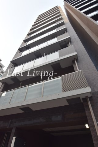 ラフィーネ音羽　西棟のエントランス