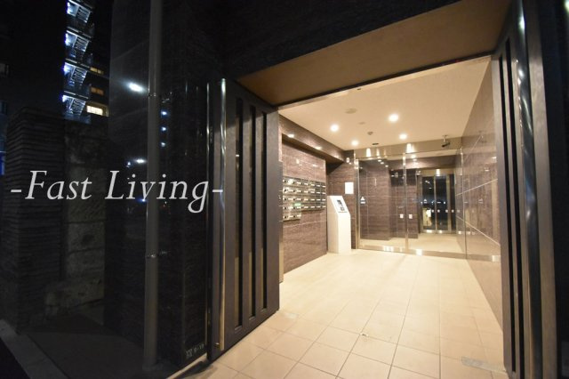 ラフィーネ音羽　西棟の外観