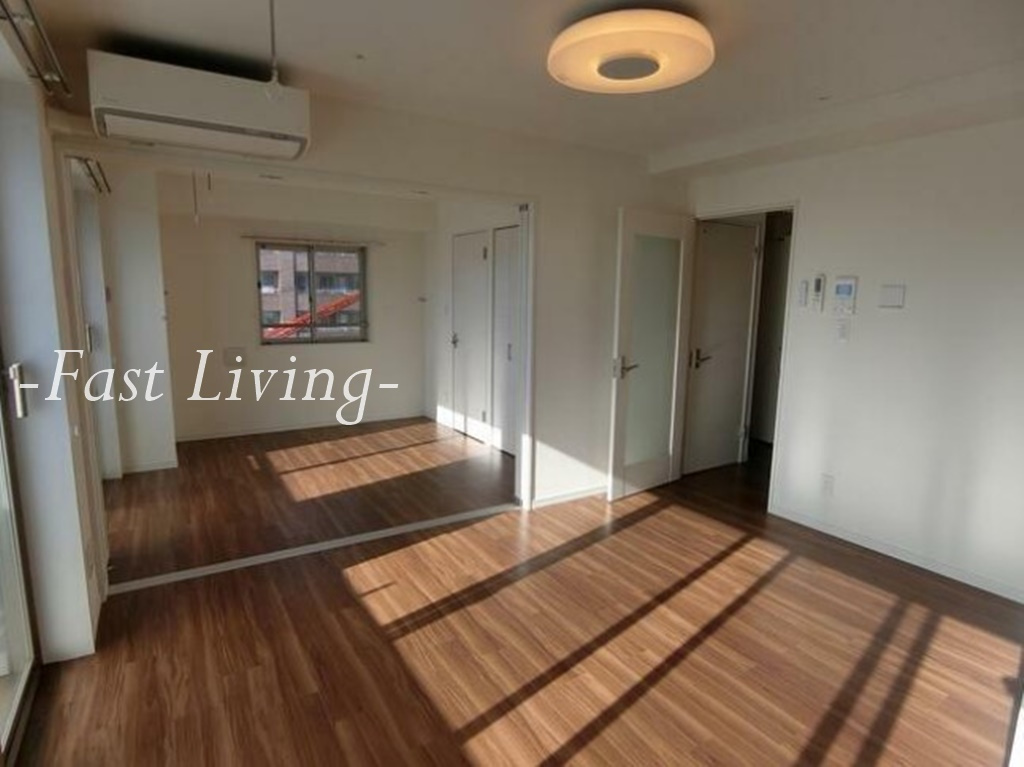 ラフィーネ音羽　西棟の内装