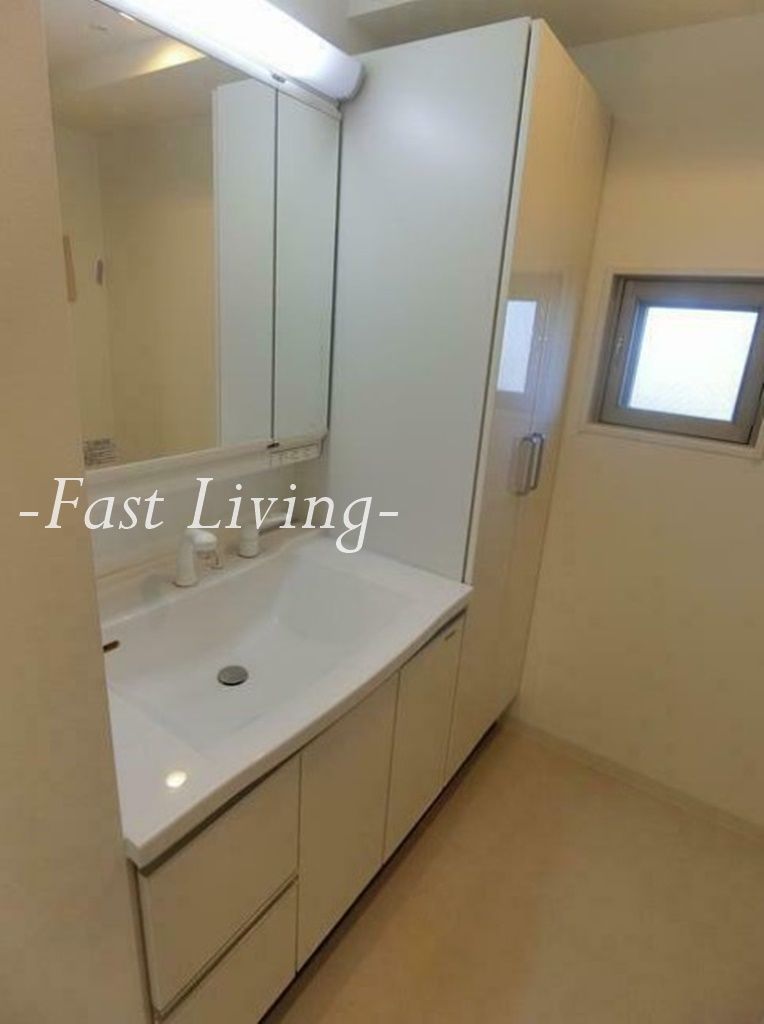 ラフィーネ音羽　西棟の洗面所