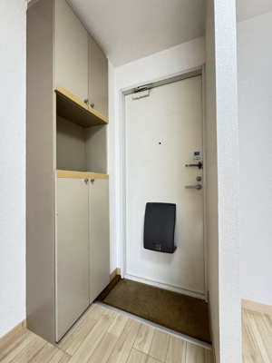 【玄関】 | マルセイユ国分町B棟