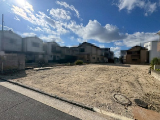 【外観】 | 南野田　新築分譲住宅　全４区画 | 【全棟ＬＤＫ約１６帖以上】大きな窓のあるリビングは、陽光あふれる明るい空間です♪居心地良く、ご家族皆がゆったり寛げる憩いの空間となりそうです♪